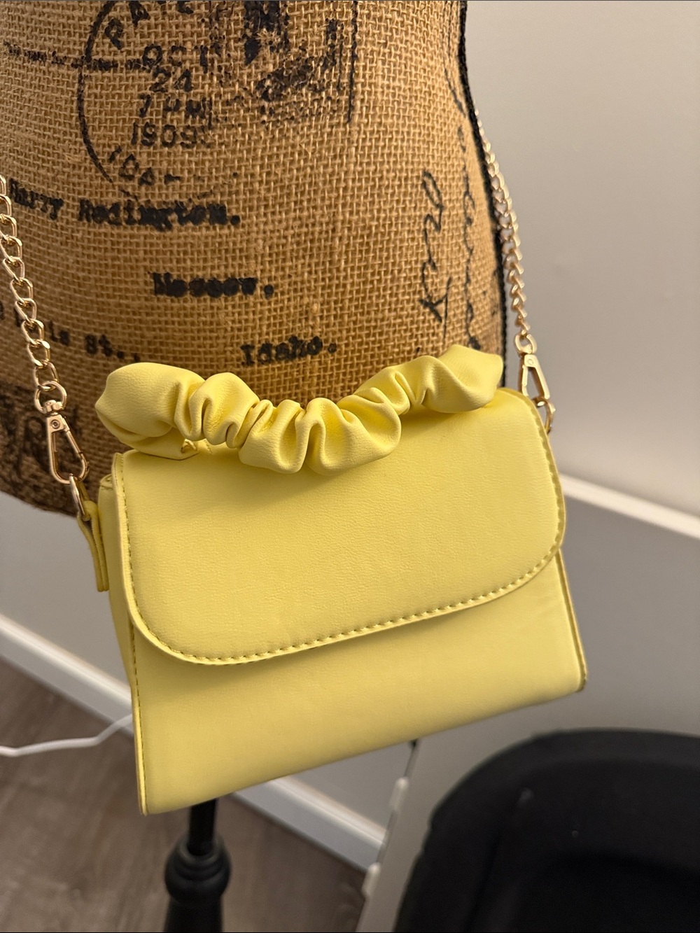 Yellow Scrunchie Handle Crossbody Bag - Unbranded